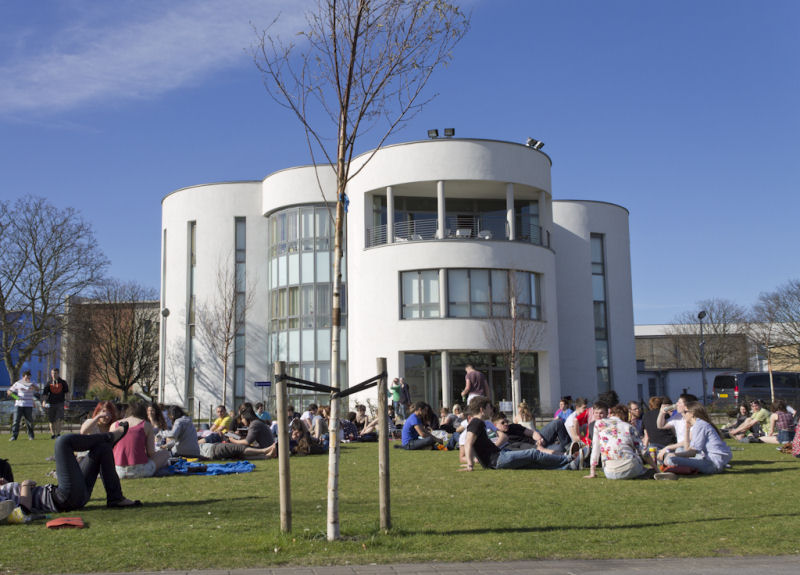 Picture of Queen Mother Building, Dundee University